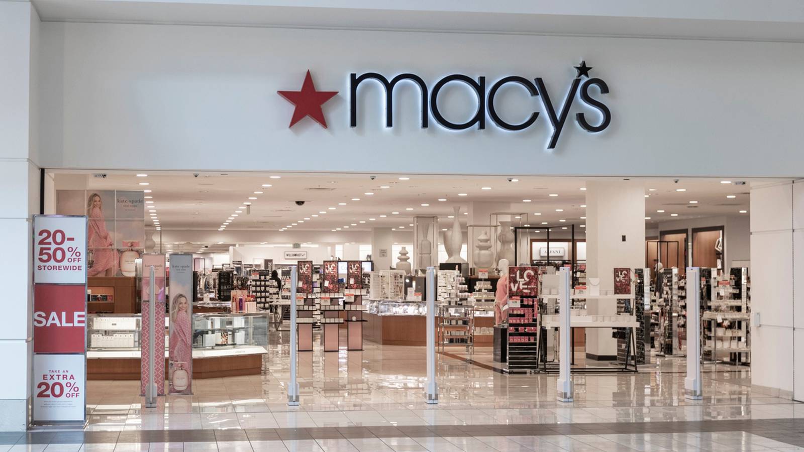 Macy’s to downsize; 150 stores are closing 102.3 KRMG