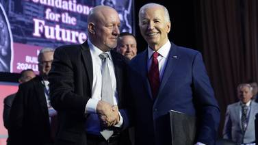 Biden picks up another big union endorsement, this one from building trades workers