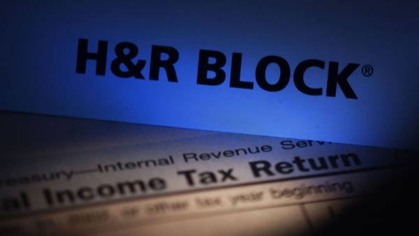 H&R Block reports issues with tax filing software
