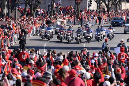 Chiefs parade